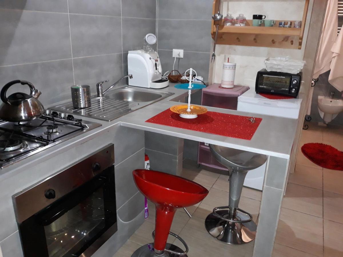 Suites Rome Пескара Екстериор снимка